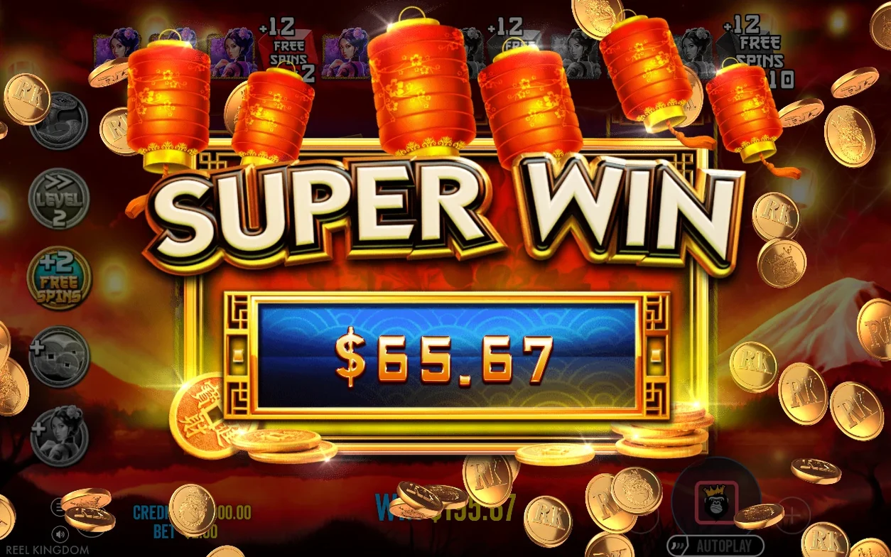 Écran Super Win affichant 65,67 $ sous une pluie de lanternes rouges et de pièces d'or